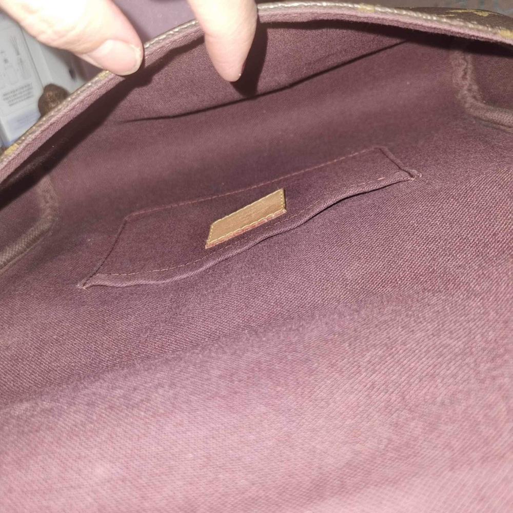 SOLD Authentic Louis Vuitton Favorite MM - Picture 5 of 12